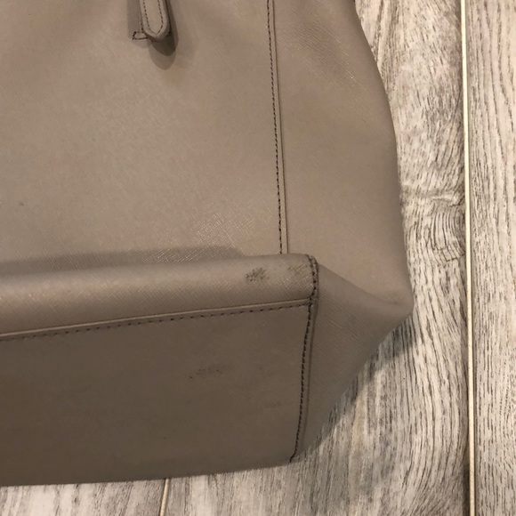 Tory Burch Large York Blucke Tote - Picture 7 of 8